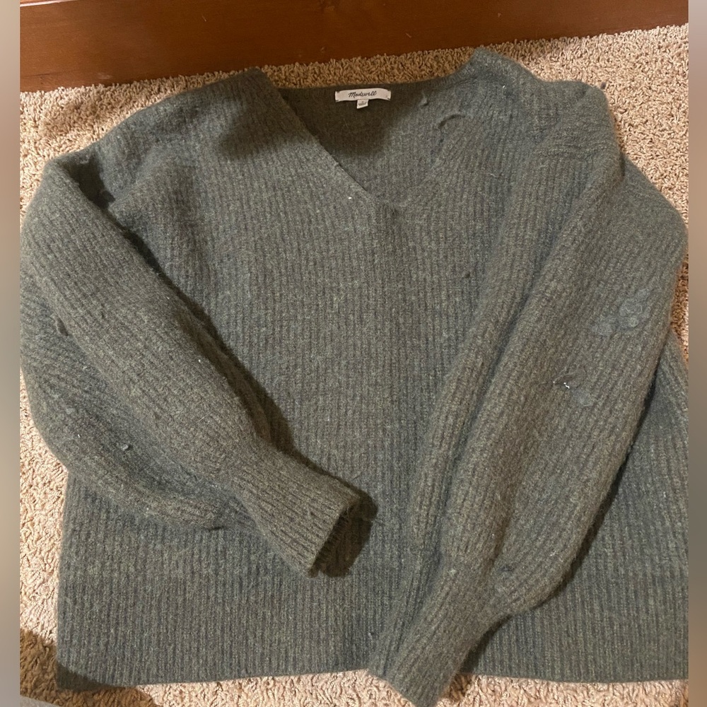 Madewell green sweater